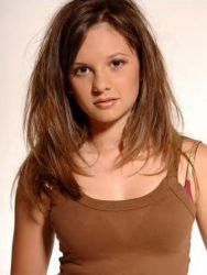 Photos de Mackenzie Rosman - Photoshoot John Sciulli - 50